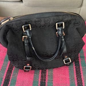 Michael Kors hand bag